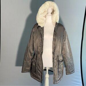 Riley & James Lg Slate Gray, Water Proof Puffer Jacket, White Faux Fur Lining